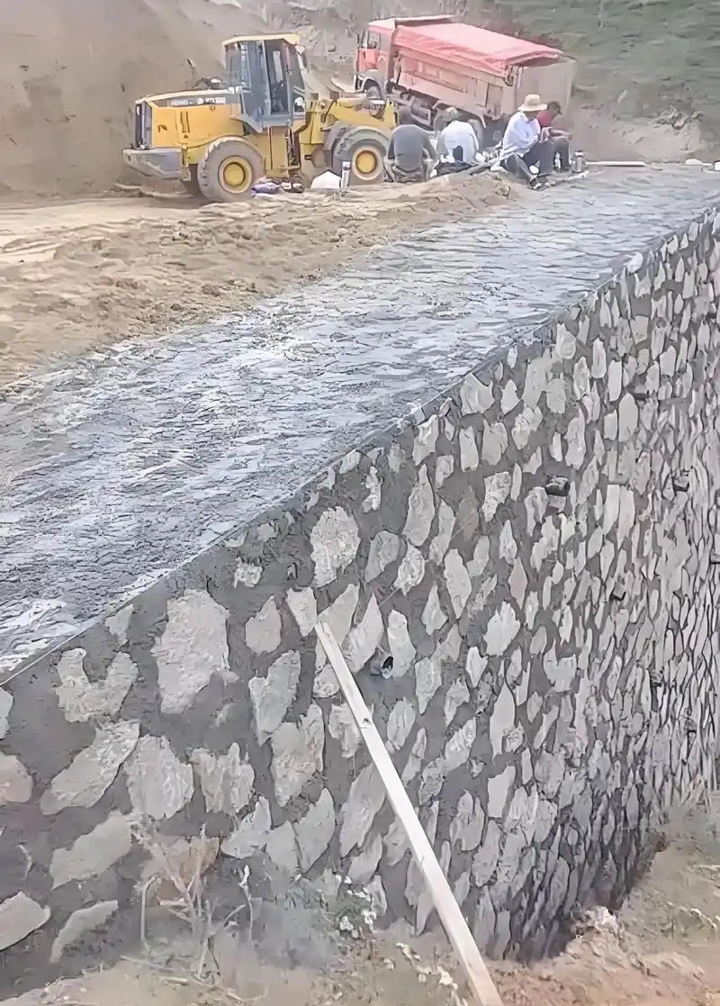 无锡惠山区边坡加固
